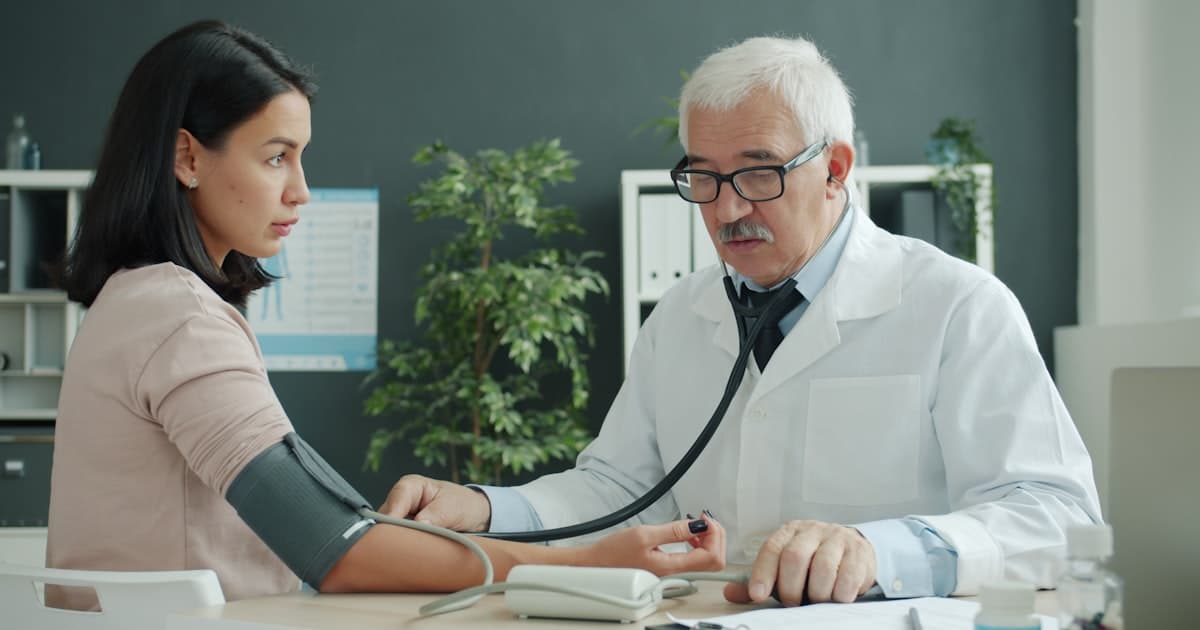 Cannabis medicinal e seus outros remédios: o que você precisa contar ao médico antes de começar